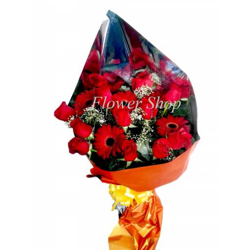 Ramo 12 Rosas con 6 Gerberas.